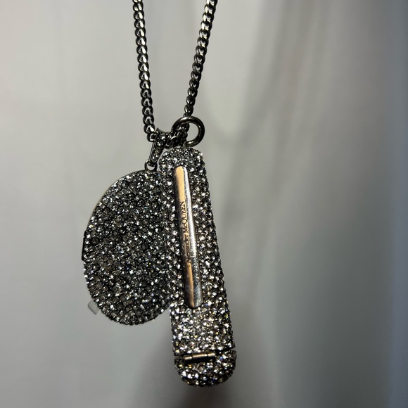 💥SOLD💥Alexander McQueen Pave Wrap crystals - Picture 6 of 9